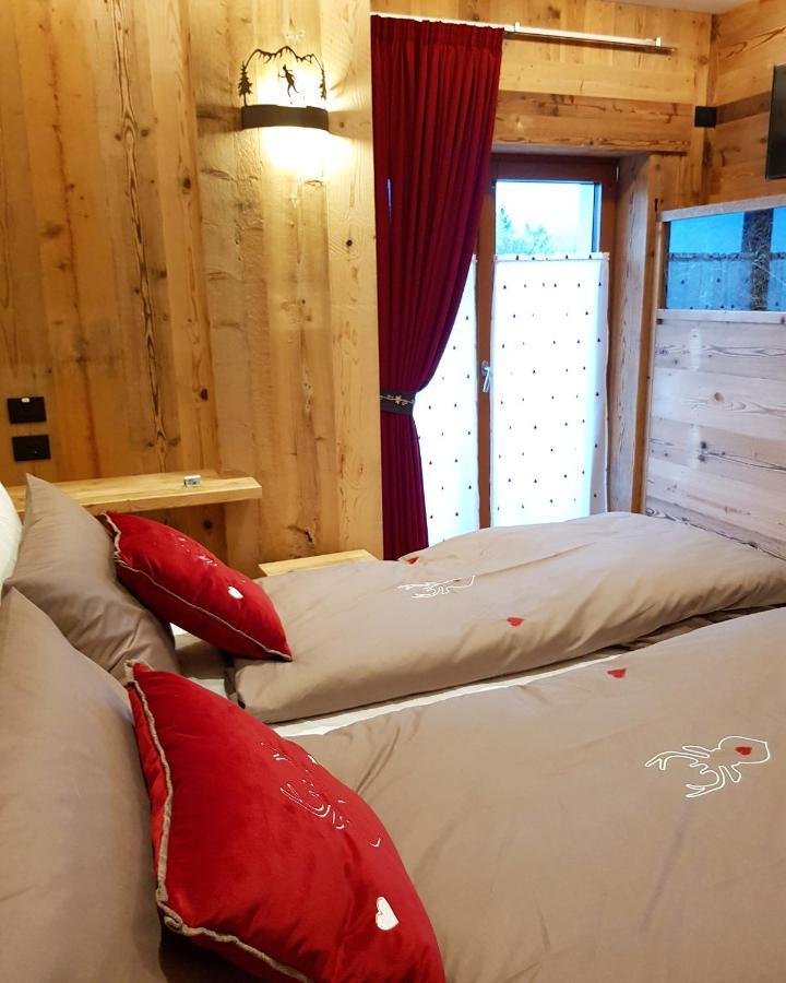 Agriturismo La Giasena Ponte nellʼAlpi Eksteriør bilde